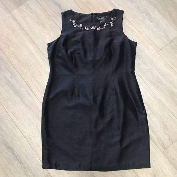 Molly Malloy Dresses & Skirts - Elegant Black Dress with Pink Embroidery - Molly Malloy
